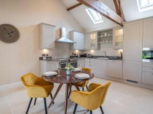 Uk34189 - The Shippon