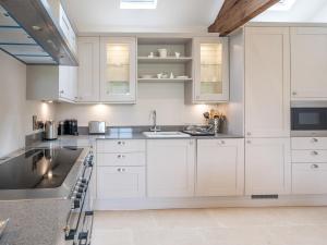 Uk34189 - The Shippon