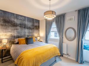 Strugglers Retreat - Uk32878