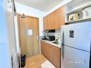 Affordable Stay with Free Pool, Netflix & Wifi Alabang SC4