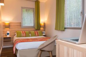 Hotels Hotel Vacances Bleues Delcloy : photos des chambres