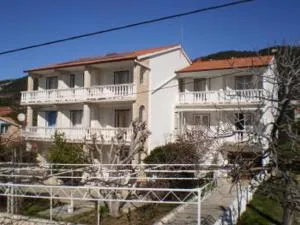 Guest House Silvia - Banjol