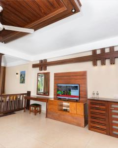 Birds Resort Hambantota