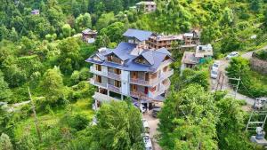 The Urban Retreat- A Boutique Hotel with Grand View