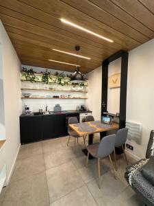 Emun Studio , Old Town, Smart, Netflix and Relax