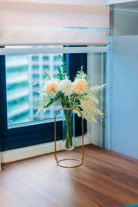 Makati Bliss Designer Stay Pool gym park Net300 makati 1767