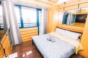 Metro Paradise 1BR Comfort Makati swim gym park 300MB 2320