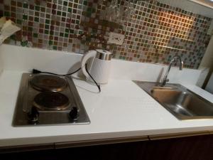 Metro Paradise 1BR Comfort Makati swim gym park 300MB 2320