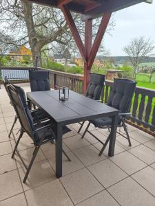 FeWo "Waldblick" und "Gartenblick" mit Pool und Kinderspielplatz