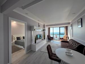 Two-room apartment by the sea, Porta Batumi Tower