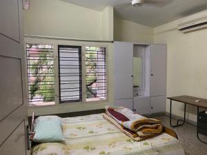 Bright & Breezy 2-Bedroom Centrally Located Home