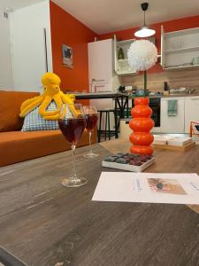 Nouveau! Appartement climatisé à 100m du marché- Tendance 70s