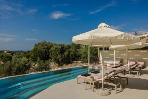 Majestic Stone Villa Sea View Pool