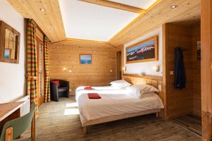 Hotels Les Glieres - Champagny-en-Vanoise : photos des chambres