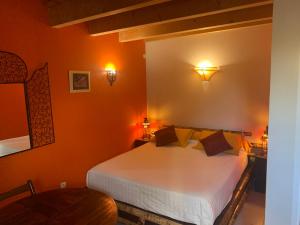 B&B / Chambres d'hotes Aux Amandiers : photos des chambres