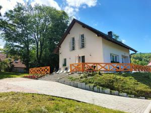 Dom w Miłkowie k Karpacza z widokiem na Karkonosze