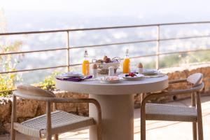 B&B / Chambres d'hotes Bastide Saint-Honorat : photos des chambres