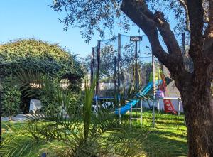 Fontana Oasis Apartments