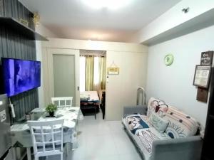 CONDO Staycation Sea Residence MOA-Kharen