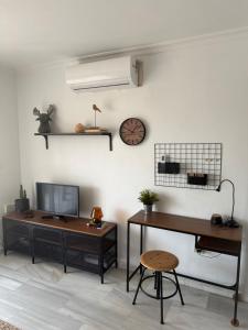 Ático con terraza privada, solárium y piscina en zona tranquila