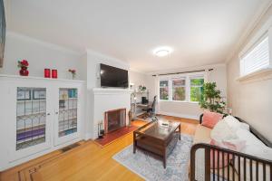 Charming 3BR Home Near UBC with Parking & Backyard