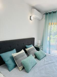 El Palmeral Vistas, Sea view, pool seasonal 15 june-15 sept