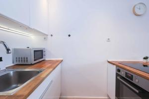 Mozartova- Quiet Getaway with a view of the Danube