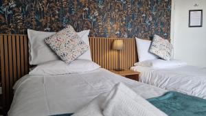 Standard Twin Room - Ground floor - No Dogs room in The Ransdale Hotel