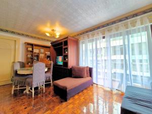 Tropang Burnham - Katabi ng Burnham Park