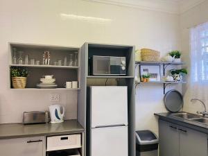 Seabrook Vacations Suite 212