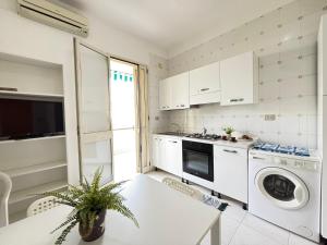 Robinia Apartment - Gallipolitravel