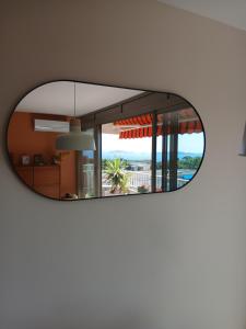 Appartement pour 3 à 4 personnes dans le 8eme arrondissement de Marseille, dans la colline et à 5 minutes à pied de la mer