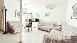 S355 - Sirolo, ampio trilocale con terrazzo e posto auto