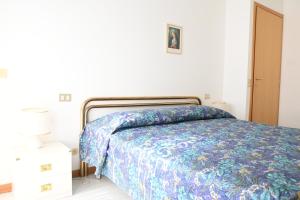 S355 - Sirolo, ampio trilocale con terrazzo e posto auto