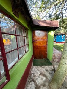 Bookup 5 bedroom house with a pool ngong