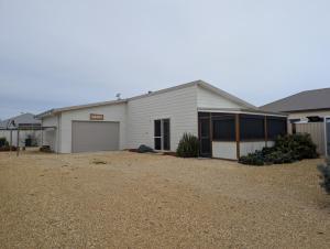 Dimondz Stayz Bremer Bay - Coastal Villa