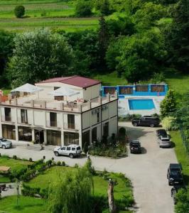 Kisi Garden Hotel - 3hvězdičkové hotely ve městě Telavi