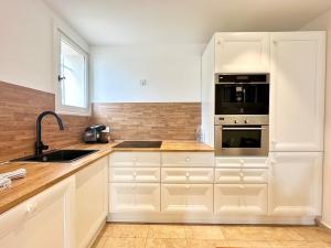 Appartements Romarin Haut villa 2 bedrooms Air conditioning garden : photos des chambres