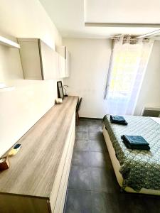 2-room apartment, bright balcony
