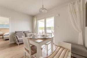 Sunset Resort VI, Nadmorska 98A