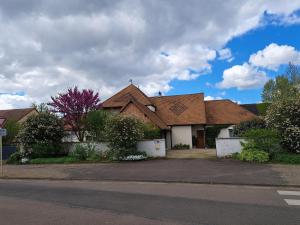 Gîte lOrée du Château Beaune-Vignoles 3 étoiles