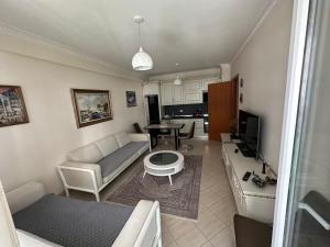 Seaview Escape, Lungomare Vlora