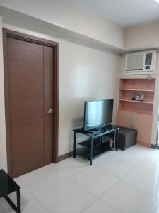 Rooms in Pasay City At Two Palm Tree Villas