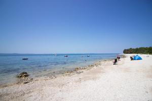 Villa Mediteran - Beach Villa with Jacuzzi