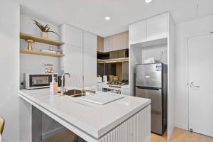 Home of Clouds - Brand New Lv 31 Apartment on Star Casino BNE, Privately Managed