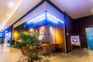 Suite Escape Luxe 1BR Makati condo Getaway Gym Swim Swim 2946 Fast MB