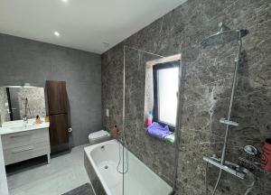 Appartements Terrace, Jacuzzi, nature view : photos des chambres