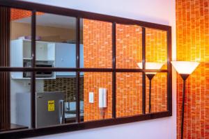 The Kings Condo Luxury 1BR Makati Ayala Gym Swim Parking Fast Internet 3058