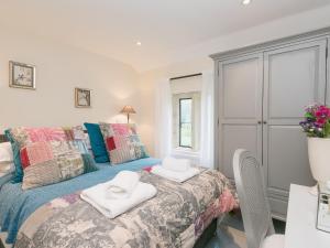 Hall Cottage