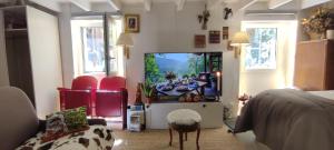 Sejours chez l'habitant PARIS AUTHENTIC HOUSE Metro 14 Station Hopital Bicetre, RER B Gentilly : photos des chambres